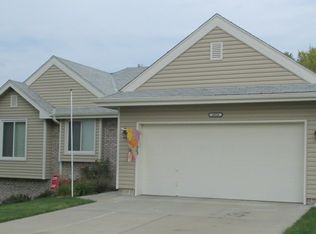 4958 Logan Ln, Omaha, NE 68157