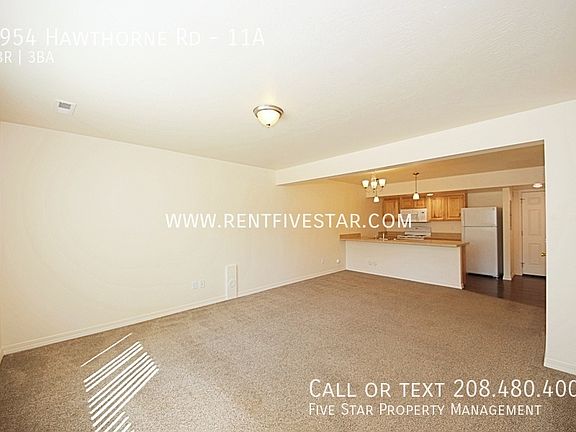 3rd image of 3954 Hawthorne Rd #11A