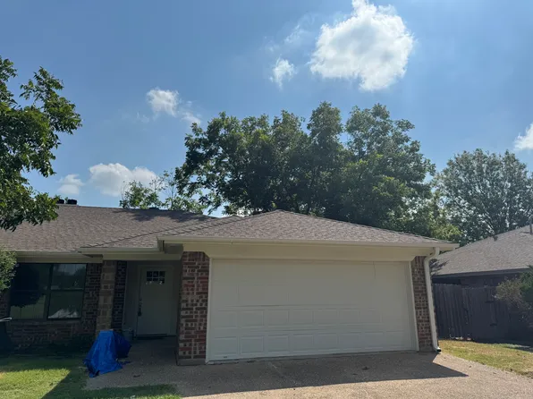 1211 Hyde Park Blvd, Cleburne, TX 76033