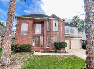 1414 New Cedars Dr, Houston, TX 77062