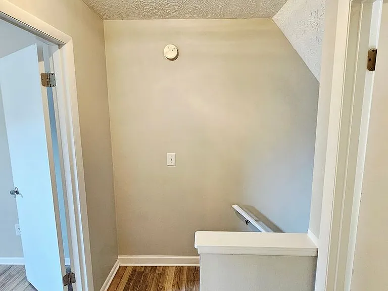 3054 Dorris Ave — Photo 16