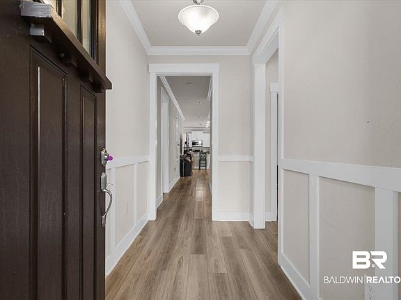 3rd image of 306 Wickman Ave