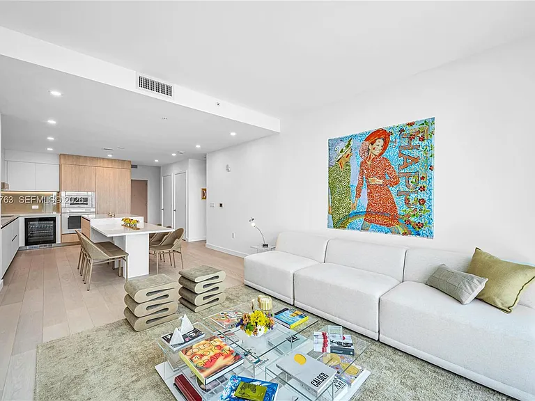 9201 E Bay Harbor Dr #Penthouse 809 — Photo 52