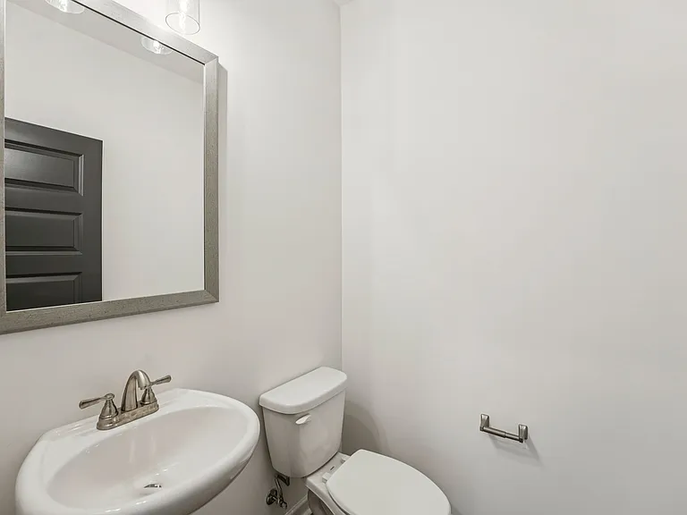 Quinn Residences at Dorchester Place — Photo 81