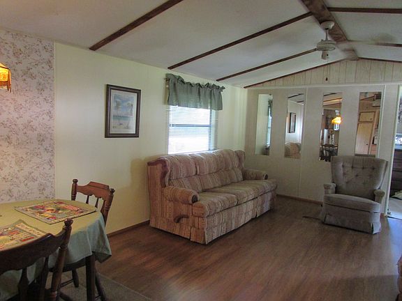 2nd image of 37842 Lagoon Ct