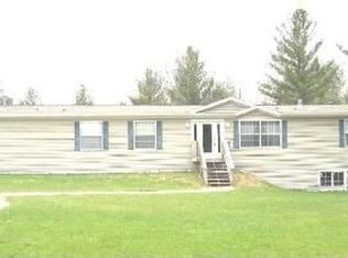 6073 County Rd E, Abrams, WI 54101
