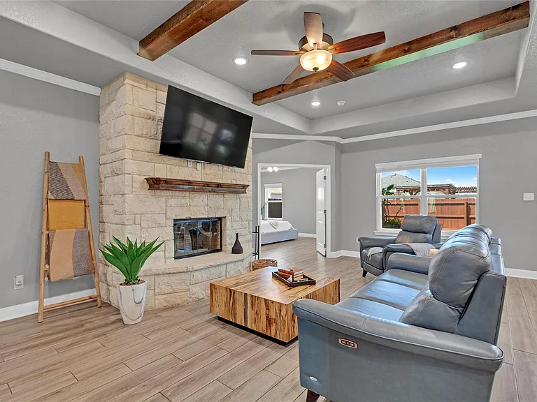 8508 Glade Dr — Photo 25