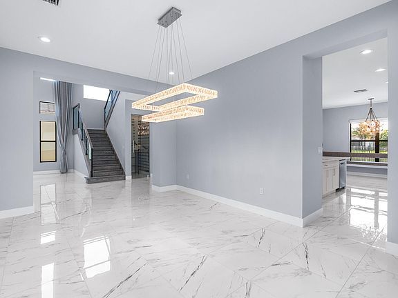 5th image of 17411 Sea Blossom Way