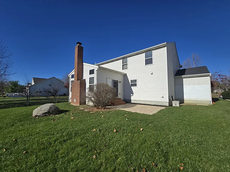 7543 Ashley Meadow Dr — Photo 2
