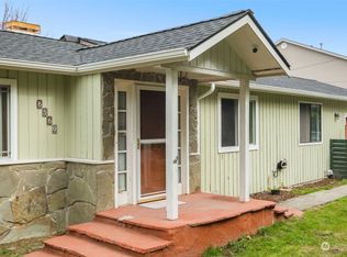 6560 18th Ave SW, Seattle, WA 98106