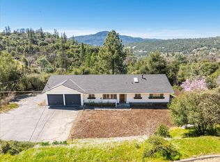 42324 Buckeye Rd, Oakhurst, CA 93644