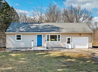 10 Meadow Rd, Rexford, NY 12148