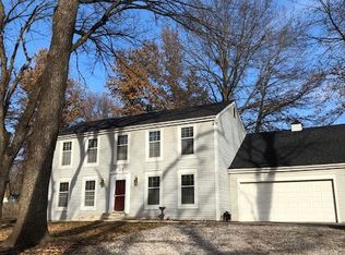 207 Campbell Dr, Liberty, MO 64068