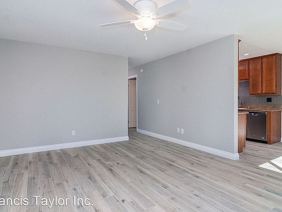 5th image of 1240 N Broadway #39