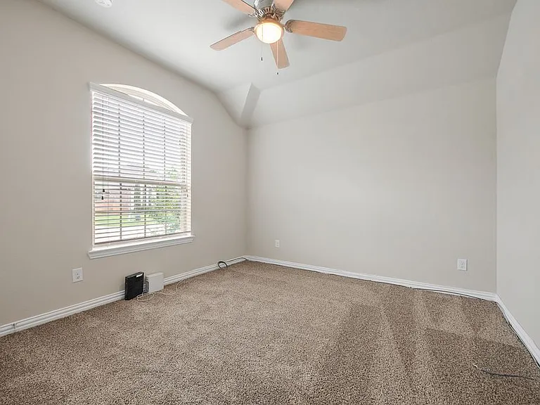 16629 Amistad Ave — Photo 5