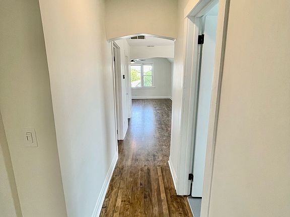 4th image of 3549 W Shakespeare Ave #3
