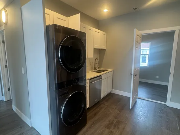 904 W 68th St #2, Chicago, IL 60621