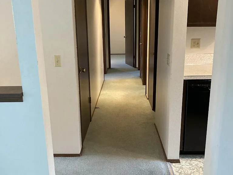 1018 Olympus Ave — Photo 8