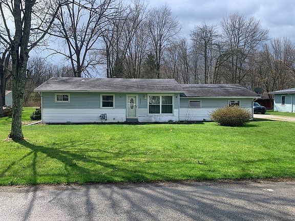2nd image of 12055 Oakmont Dr