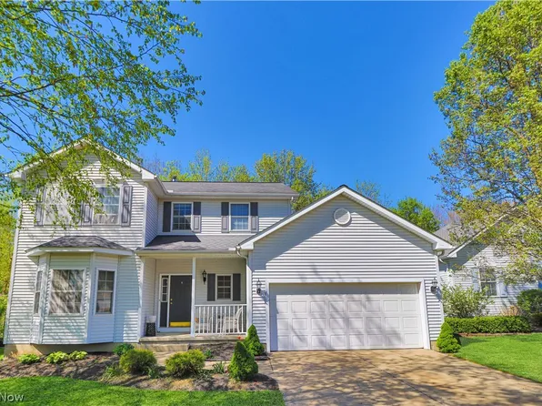 109 Deepwood Ct, Chardon, OH 44024