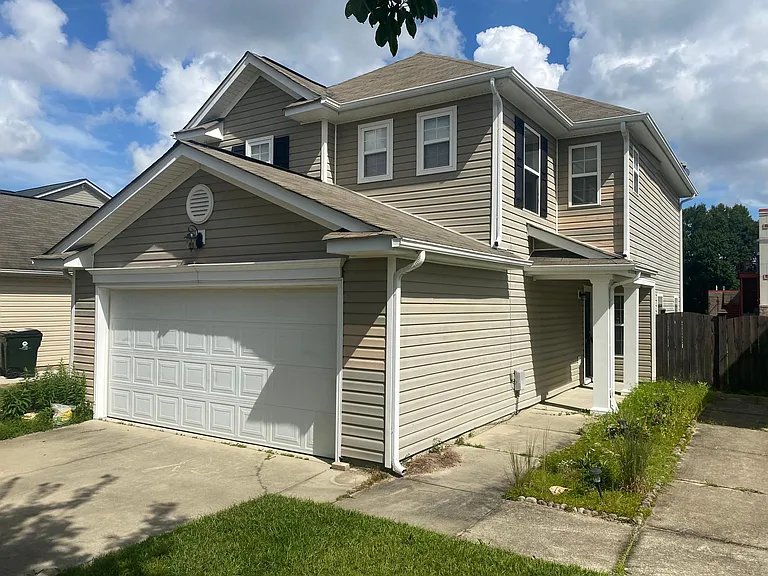 370 Charter Oak Ct — Photo 21