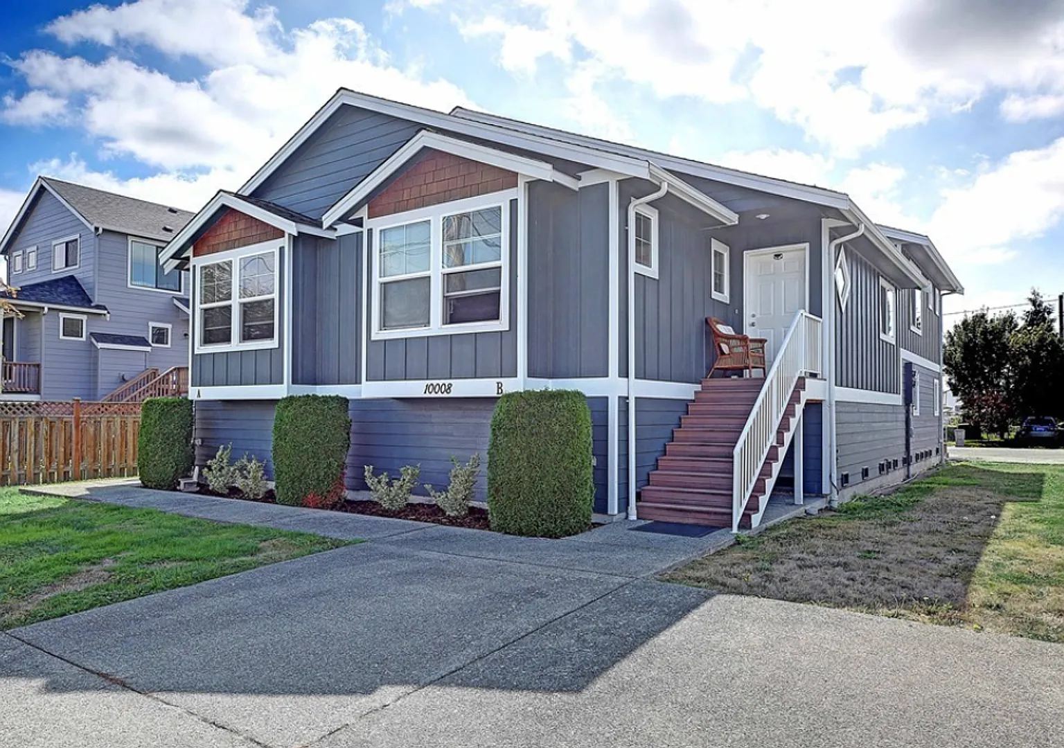 Stanwood - 10008 — Photo 1