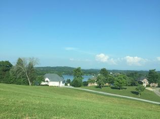 Gravelly Hills Rd, Louisville, TN 37777