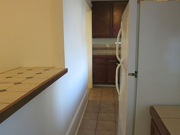 5th image of 3921 Iberville St #C
