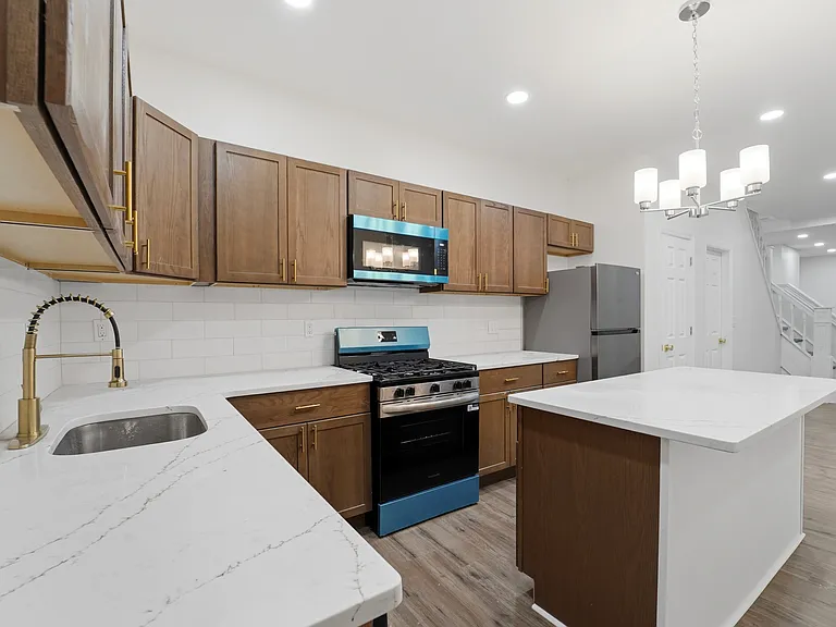 5155 Wyalusing Ave — Photo 8
