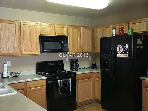 5th image of 9140 Hombard Ave