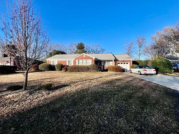 2nd image of 4724 Thoroughgood Dr