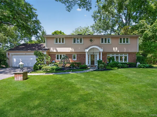 4 Waring Drive, Manhasset, NY 11030