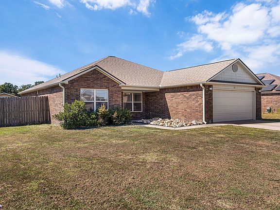 3rd image of 18 Heelstone Dr