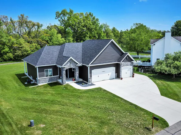 590 Autumns Way Blvd, Kalamazoo, MI 49009