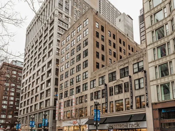 20 N State St APT 710, Chicago, IL 60602