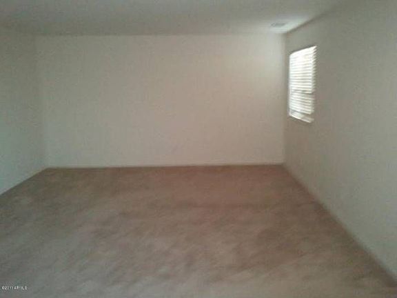 4th image of 3520 N 301st Ln