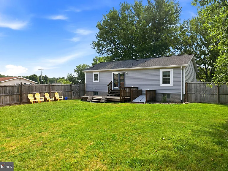 306 Fegan Rd — Photo 6