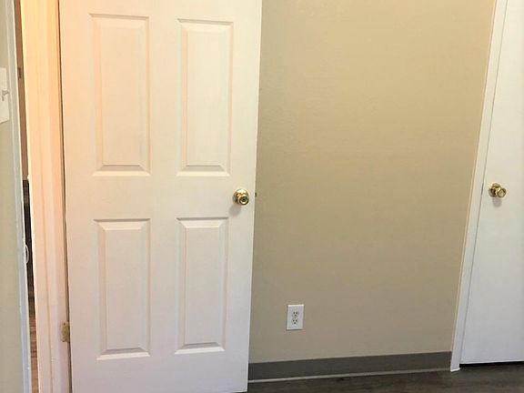 4th image of 3305 Wellesley Ct NE APT 3