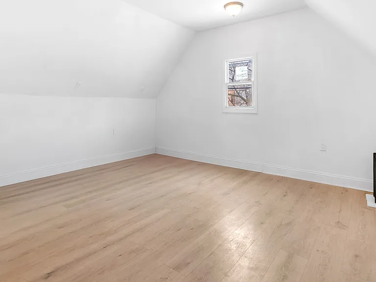 15 Highland Ave #1 — Photo 5