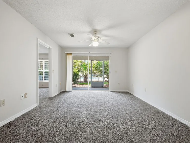 4270 Calinda Ln #316 — Photo 7