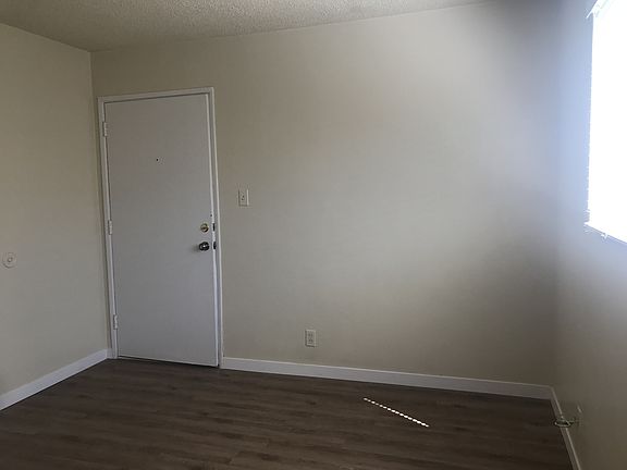 4th image of 525 & 529 N D St #525I