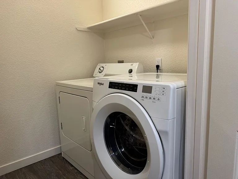 Corona Pointe Resort — Photo 106