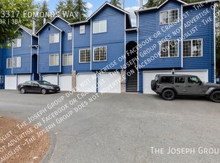 23317 Edmonds Way APT 7, Edmonds, WA 98026