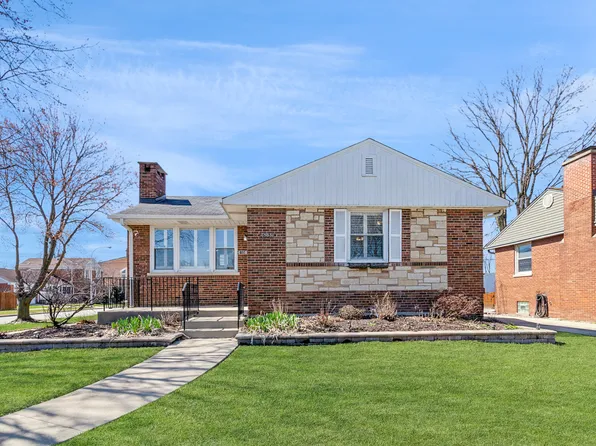 1558 Portsmouth Ave, Westchester, IL 60154