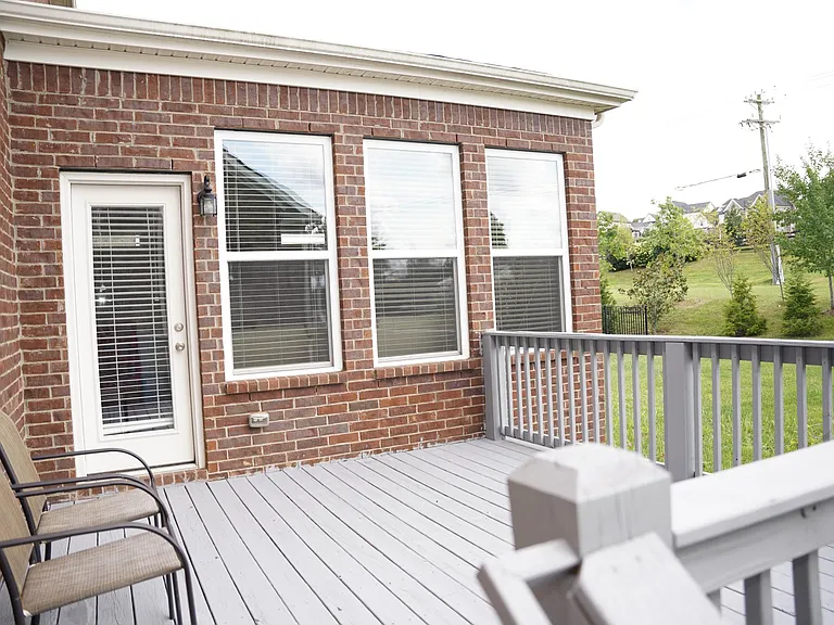 1037 Ryecroft Ln — Photo 33