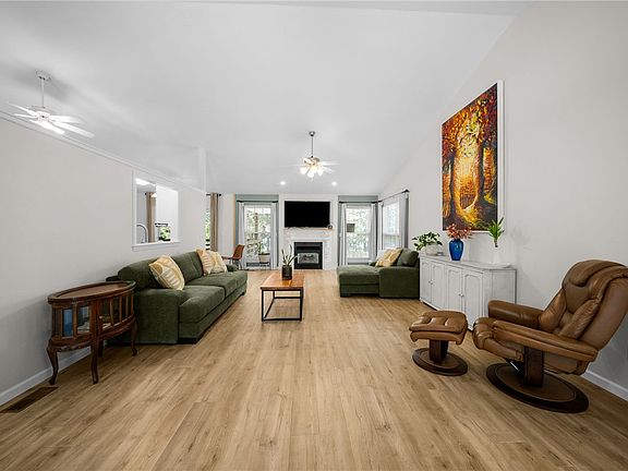 4th image of 1 Ansty Ln