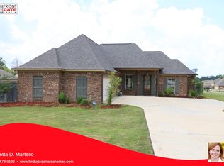 209 Bellamy Ct, Flowood, MS 39232