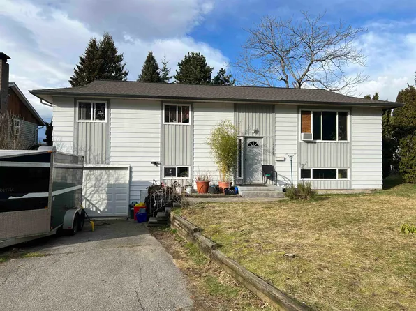 21077 Cook Ave, Maple Ridge, BC V2X 7P7