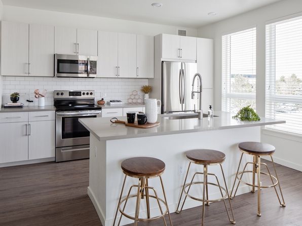 324 Inverness Dr S #6-005