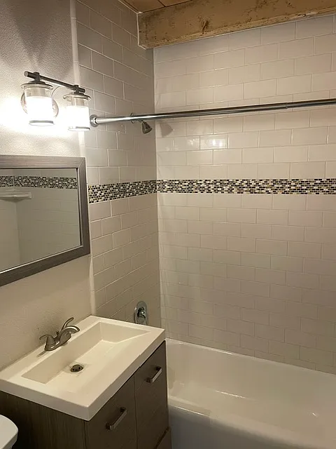 1 bed, 450 sqft, $2,000 — Photo 1